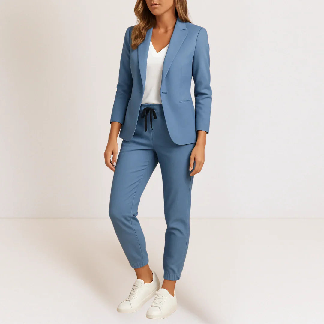 Beatriz | Elegancia moderna en un conjunto cómodo
