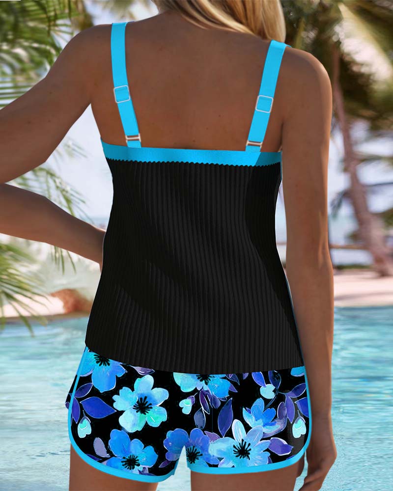 Valeria - Elegante tankini con pantaloncini a fiori