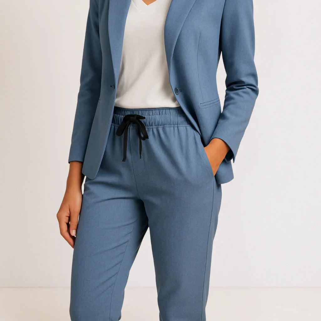 Beatriz | Elegancia moderna en un conjunto cómodo