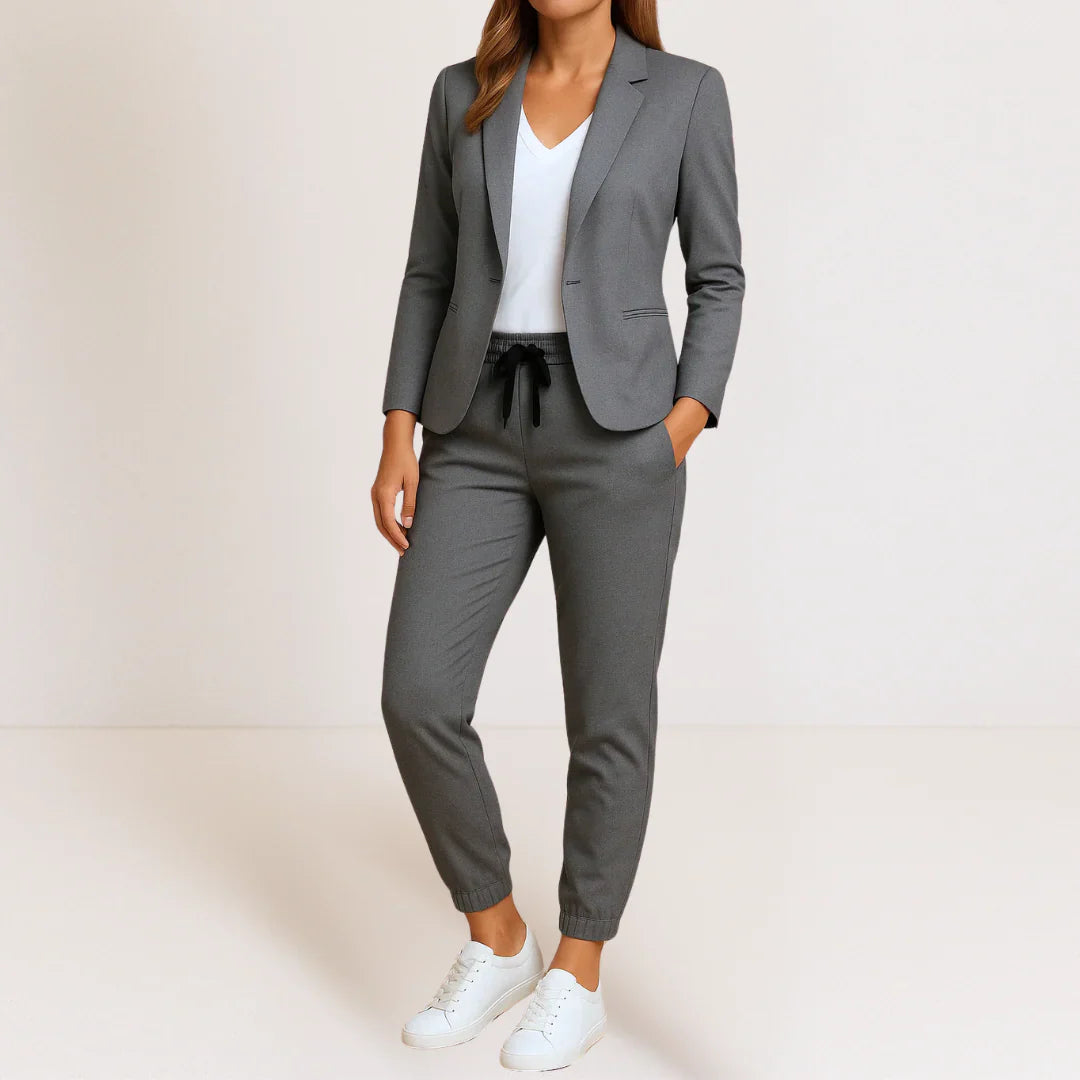 Beatriz | Elegancia moderna en un conjunto cómodo